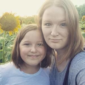 Meet your Posher, Holly